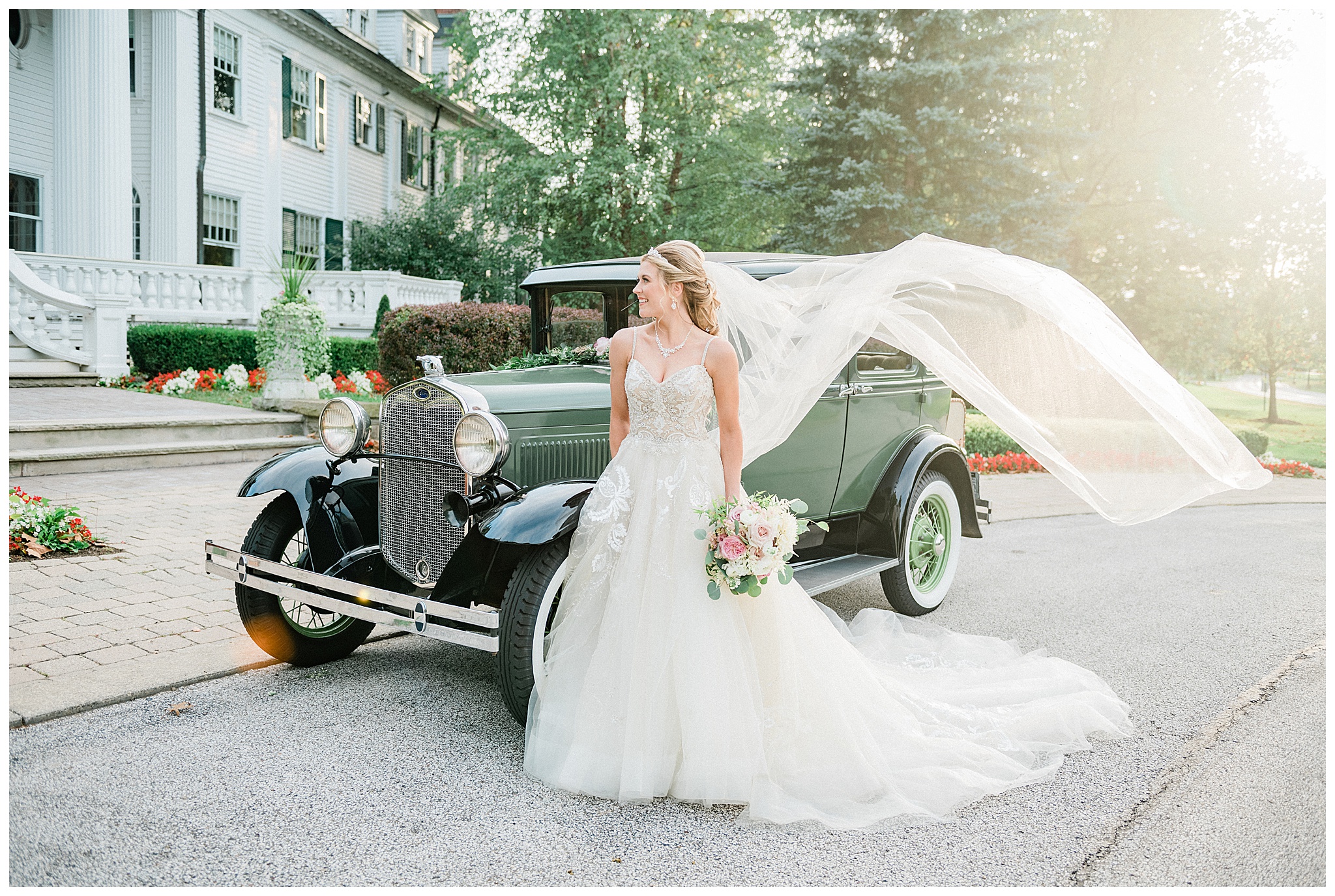 Vintage Car on Wedding Day